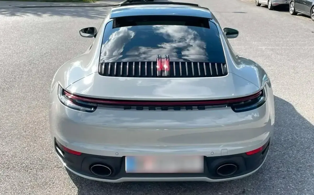 Gebraucht Porsche 992 450 PS (330 kW) 2020 Andere farben Coupé