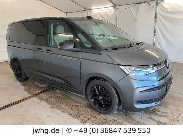 Gebraucht VW Multivan Edition 150 PS (110 kW) 2023 Grau Van / Kleinbus