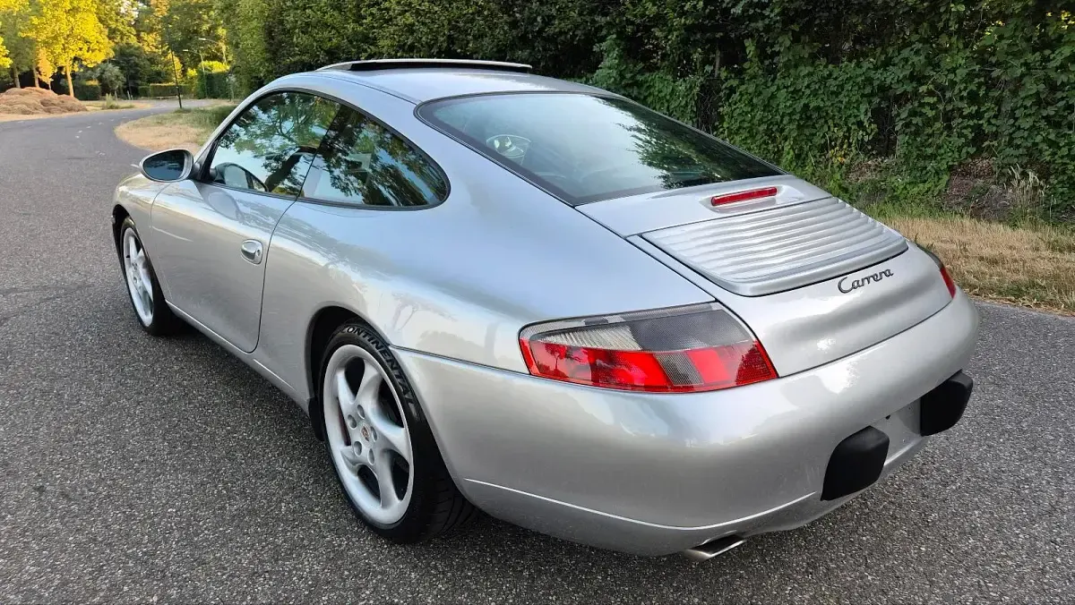 Gebraucht Porsche 996 320 PS (235 kW) 1999 Silber Coupé