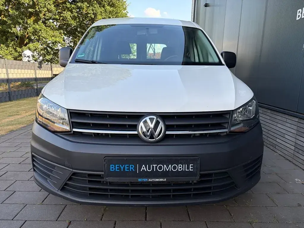 Gebraucht VW Caddy 102 PS (75 kW) 2018 Weiß Van / Kleinbus