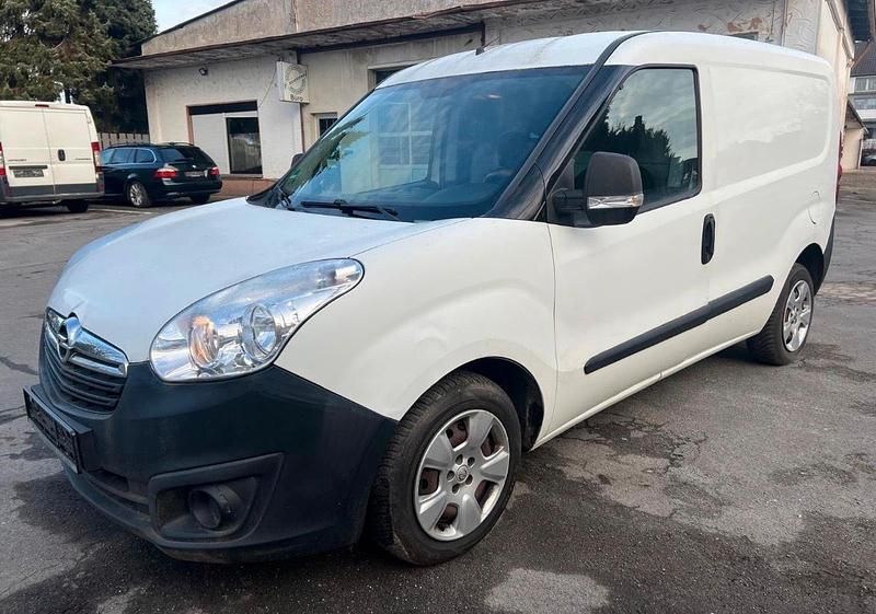Gebraucht Opel Combo 90 PS (66 kW) 2013 Weiß Van / Kleinbus