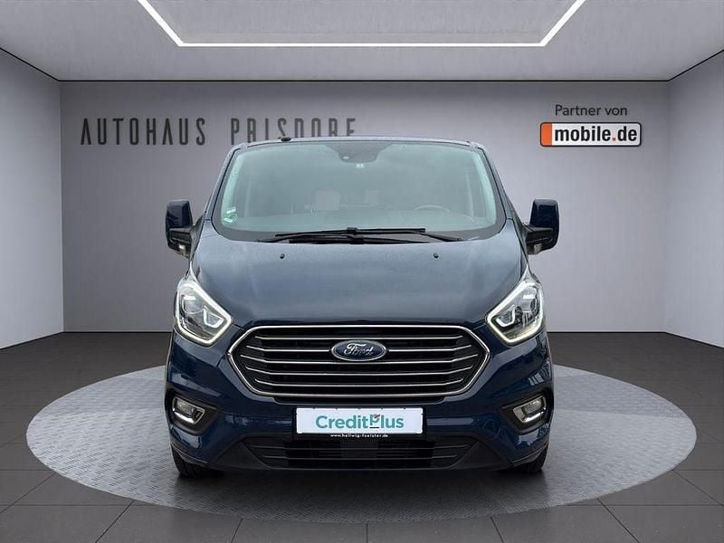 Blau Gebraucht 2018 Ford Tourneo Kombi | 26.450 € (Fairer Preis) - Bild 1/4