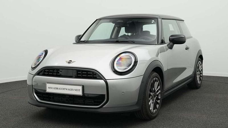 Grau Gebraucht 2024 Mini Cooper Classic Kleinwagen | 25.184 € (Fairer Preis) - Bild 1/4