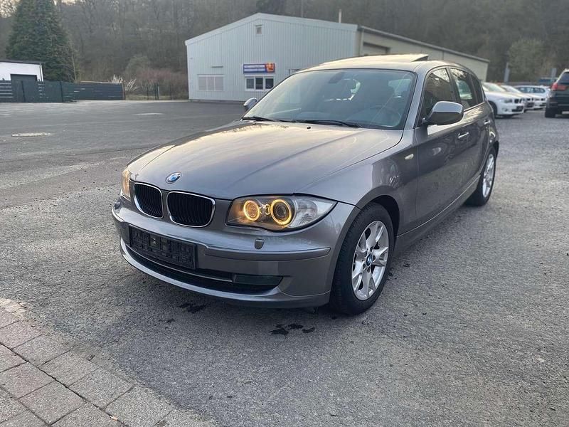 Gebraucht BMW 120 177 PS (130 kW) 2011 Spacegrau metallic Kleinwagen