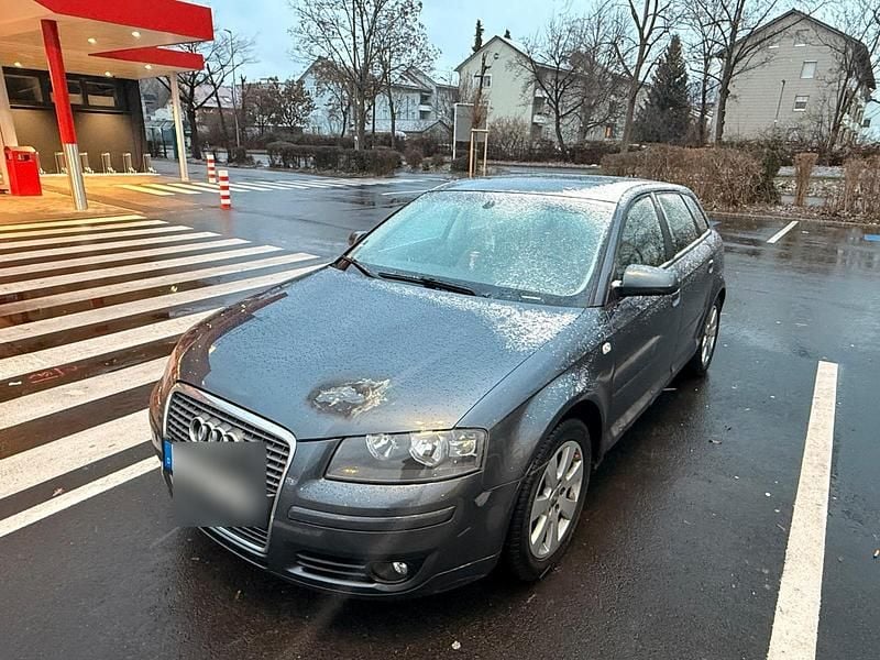 Grau Gebraucht 2006 Audi A3 Kleinwagen | 2.500 € (Fairer Preis) - Bild 1/4