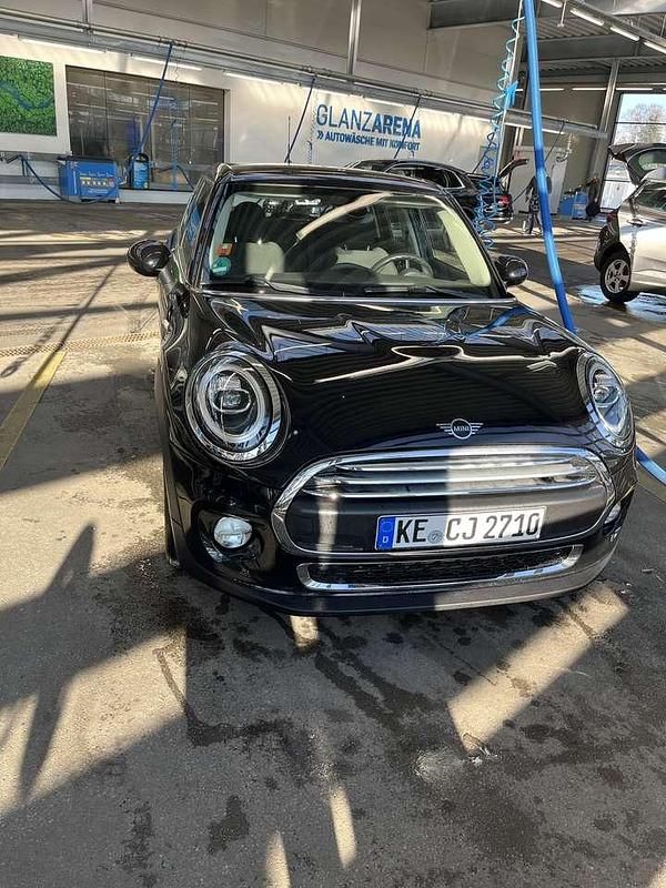 Schwarz Gebraucht 2019 Mini ONE Chili Kleinwagen | 16.490 € (Teuer) - Bild 1/4