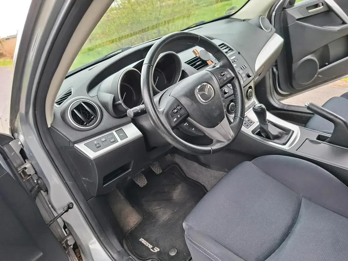 Gebraucht Mazda 3 105 PS (77 kW) 2010 Grau Limousine
