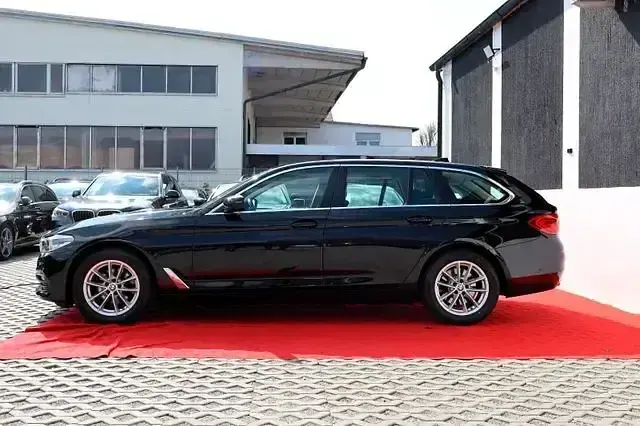 Gebraucht BMW 520 Performance 190 PS (139 kW) 2020 Schwarz Kombi
