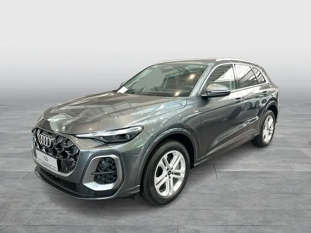 Gebraucht Audi Q5 S-Line 204 PS (150 kW) 2026 Daytonagrau perleffekt SUV