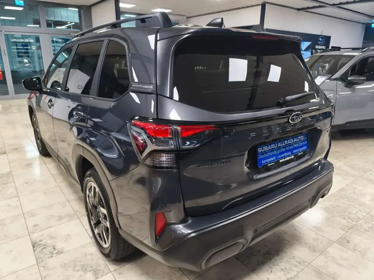 Gebraucht Subaru Forester Exclusive+ 136 PS (100 kW) 2025 Grau SUV