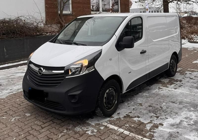 Weiß Gebraucht 2016 Opel Vivaro Van / Kleinbus | 6.750 € - Bild 1/4