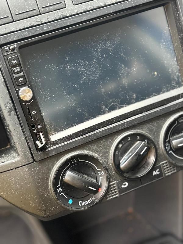 Blau Gebraucht 2005 VW Polo Kleinwagen | 600 € (Guter Preis) - Bild 1/4