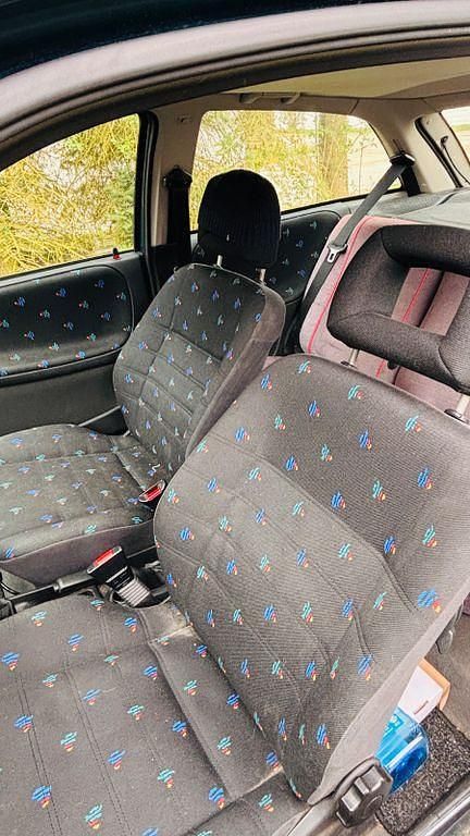 Second-hand Opel Astra 71 CP (52 kW) 1995 Verde Berlinǎ