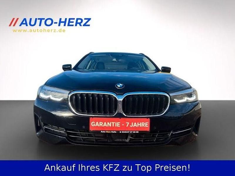 Gebraucht BMW 520 Performance 190 PS (139 kW) 2023 Schwarz Kombi