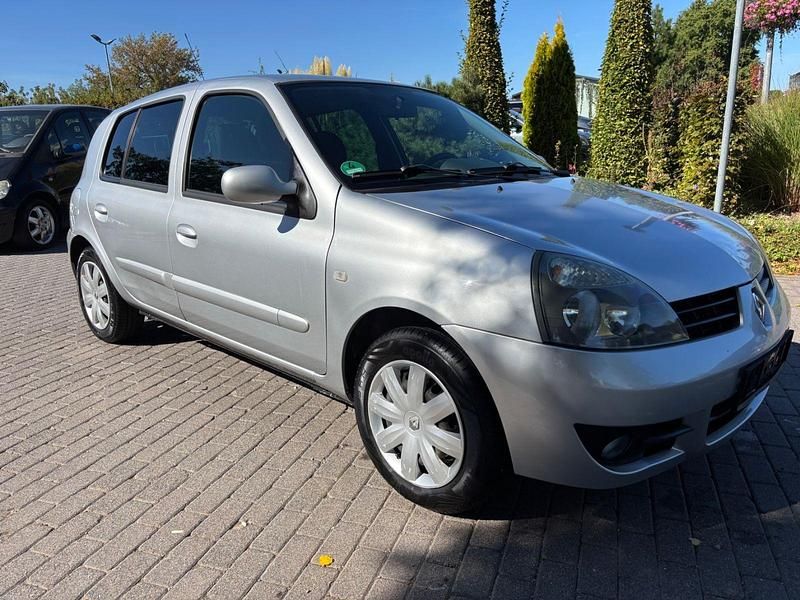 Grau Gebraucht 2008 Renault Clio II Campus Kleinwagen | 2.900 € (Fairer Preis) - Bild 1/4