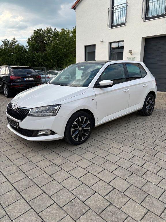 Weiß Gebraucht 2020 Skoda Fabia Best of Limousine | 13.750 € (Guter Preis) - Bild 1/4
