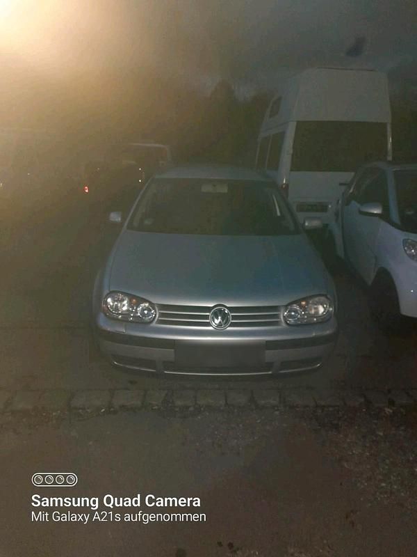Gebraucht VW Golf IV 115 PS (84 kW) 2001 Silber Kombi