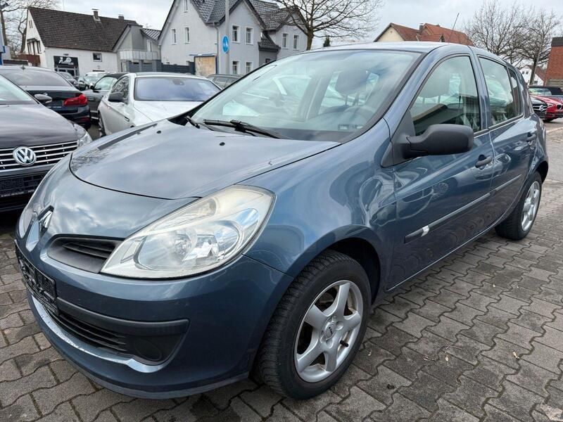 Grau Gebraucht 2007 Renault Clio II Campus Limousine | 2.299 € (Fairer Preis) - Bild 1/4