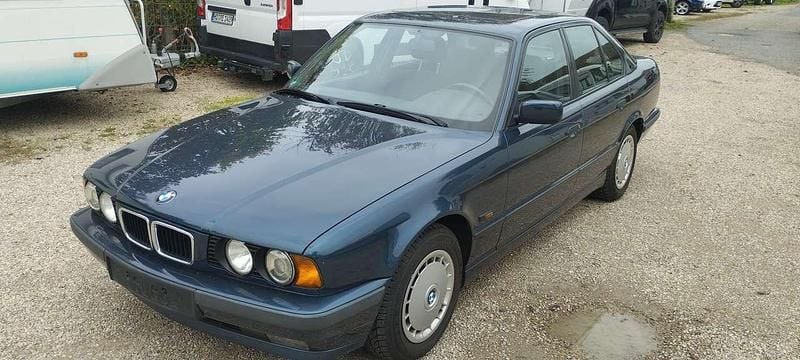 Gebraucht BMW 518 Executive 116 PS (85 kW) 1994 Sorrentblau Limousine