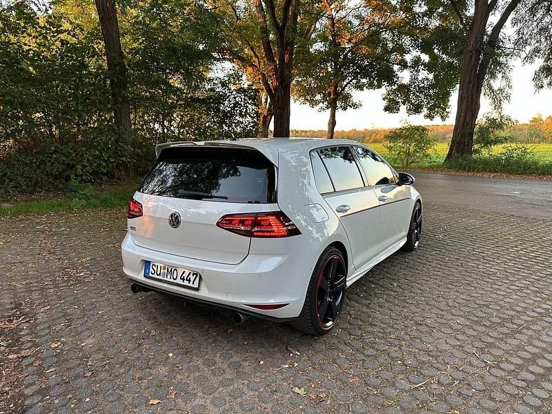 Gebraucht VW Golf VII GTI 310 PS (228 kW) 2016 Weiß Limousine