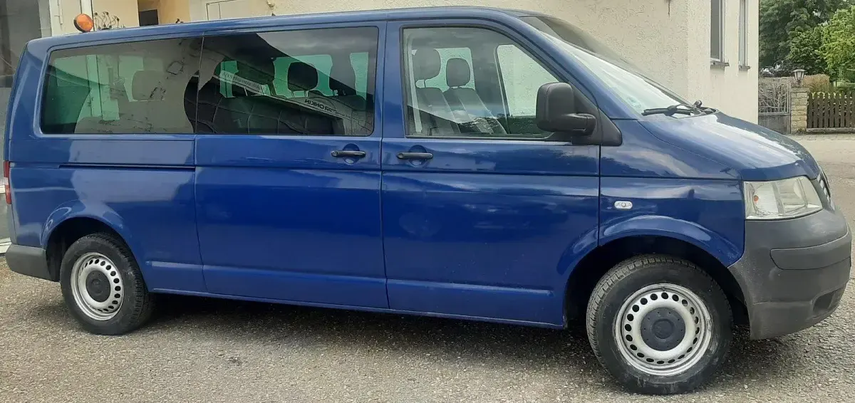 Gebraucht VW Multivan 131 PS (96 kW) 2008 Blau Van / Kleinbus