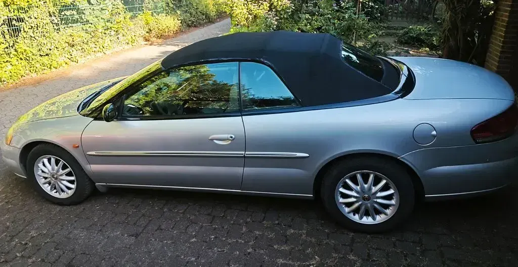 Gebraucht Chrysler Sebring Cabriolet 141 PS (103 kW) 2003 Silber Cabrio