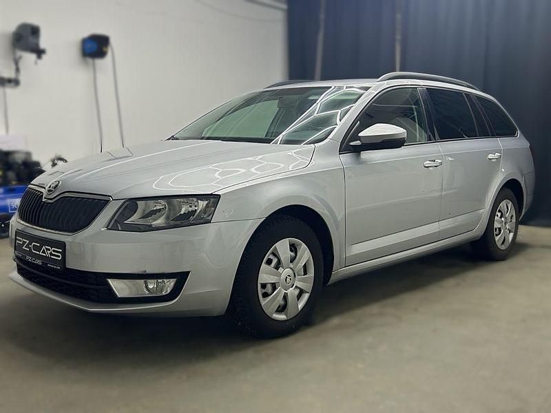 Gebraucht Skoda Octavia 105 PS (77 kW) 2014 Silber Kleinwagen