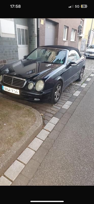 Schwarz Gebraucht 2001 Mercedes CLK200 Cabrio | 2.500 € (Guter Preis) - Bild 1/4