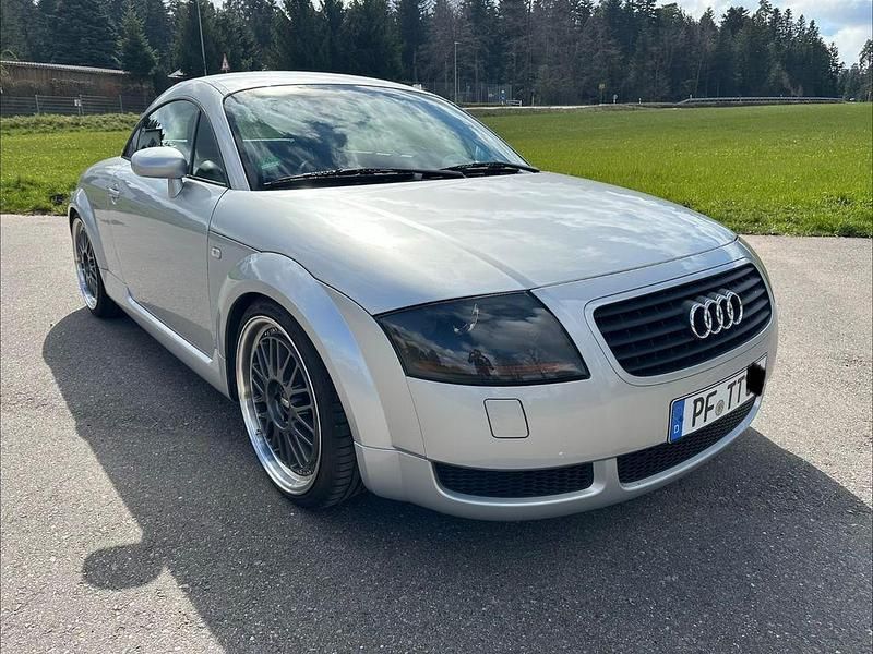 Gebraucht Audi TT Ambiente 180 PS (132 kW) 1999 Silber Coupé