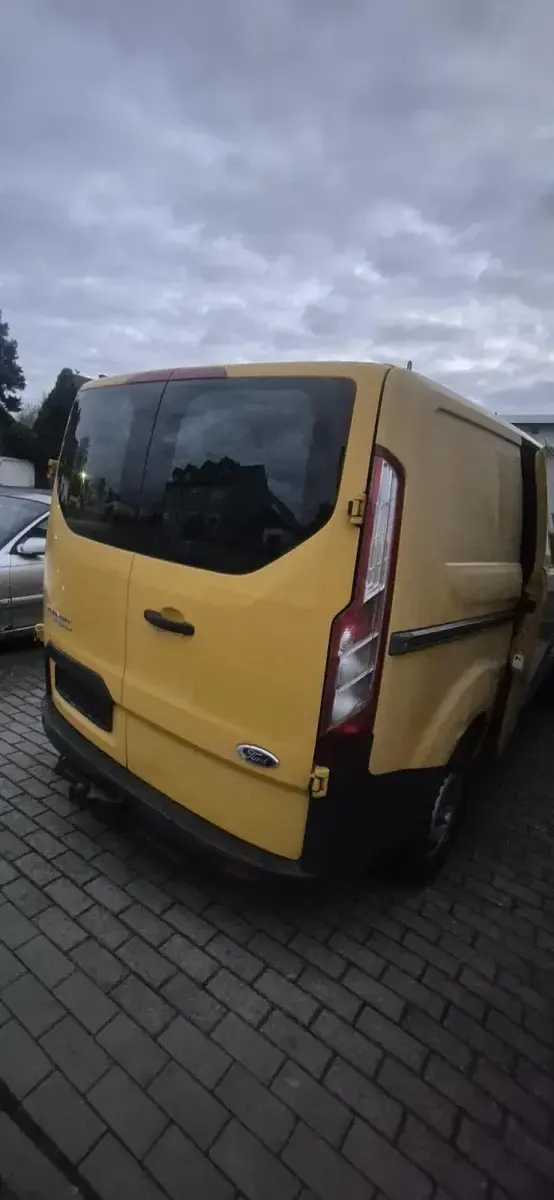 Gebraucht Ford Transit 101 PS (74 kW) 2014 Gelb Van / Kleinbus