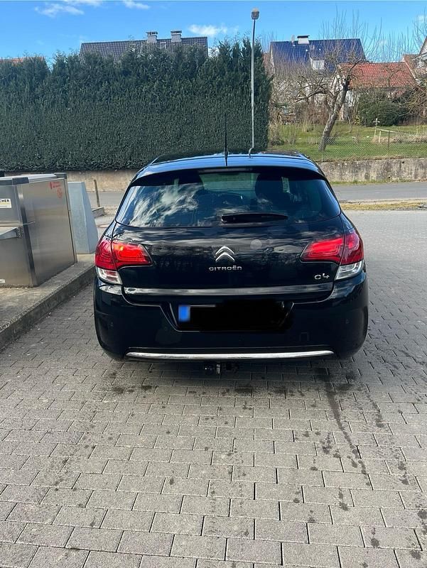 Gebraucht Citroën C4 130 PS (95 kW) 2016 Schwarz Kleinwagen