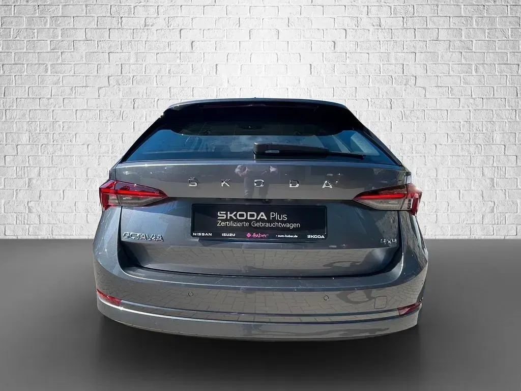 Gebraucht Skoda Octavia Style 190 PS (139 kW) 2024 Grau Kombi