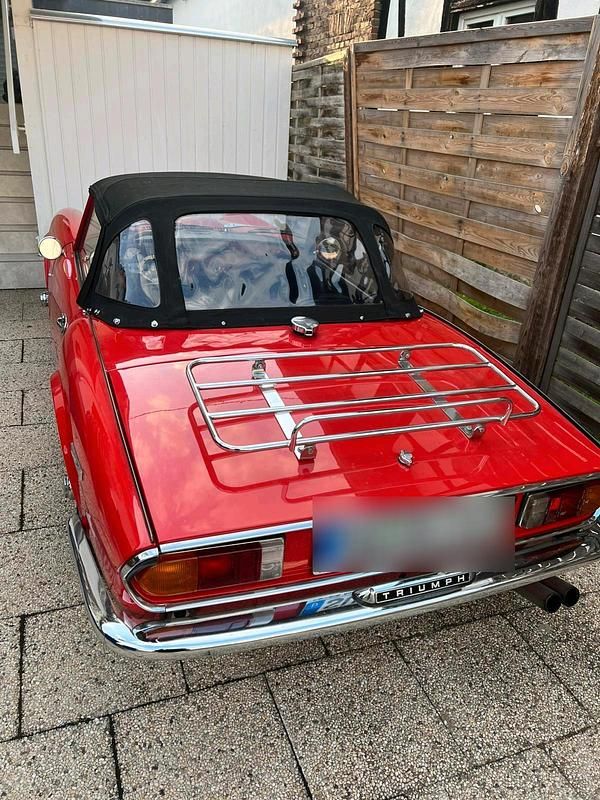 Gebraucht Triumph Spitfire 64 PS (47 kW) 1972 Rot Cabrio