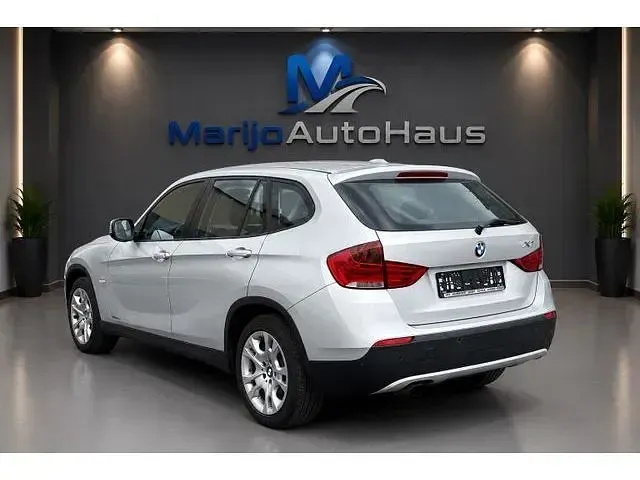 Gebraucht BMW X1 150 PS (110 kW) 2010 Titansilber SUV