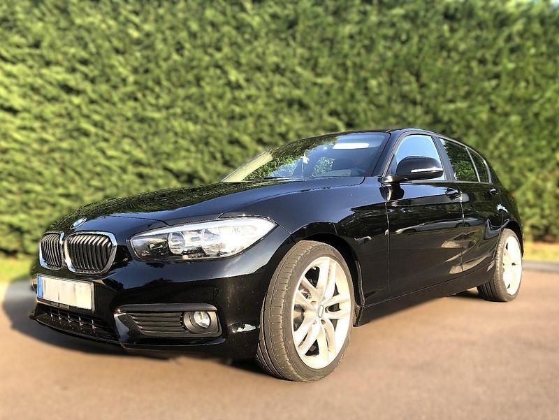 Schwarz Gebraucht 2017 BMW 118 Advantage Kleinwagen | 13.750 € (Fairer Preis) - Bild 1/4