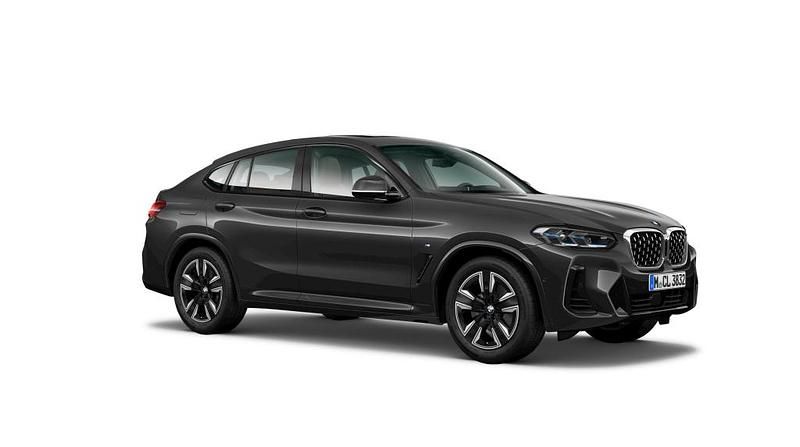 Gebraucht BMW X4 Efficient Dynamics 245 PS (180 kW) 2025 SUV