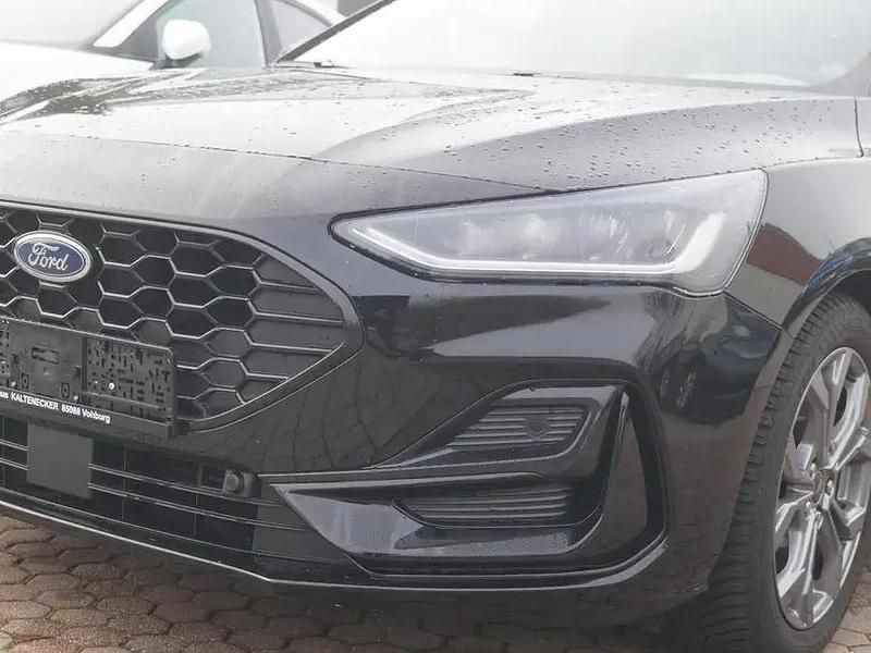 Second-hand Ford Focus ST-Line X 155 CP (114 kW) 2024 Negru