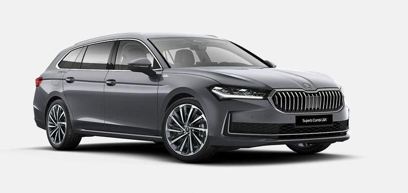 Grau Neu 2025 Skoda Superb SportLine Limousine | 51.990 € (Etwas zu teuer) - Bild 1/4