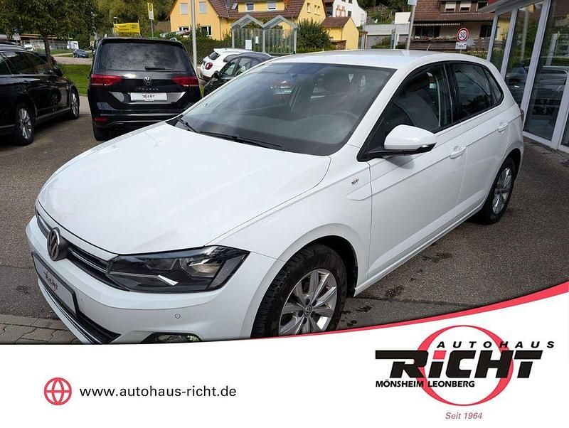 Weiß Gebraucht 2019 VW Polo Highline Limousine | 14.370 € (Guter Preis) - Bild 1/4