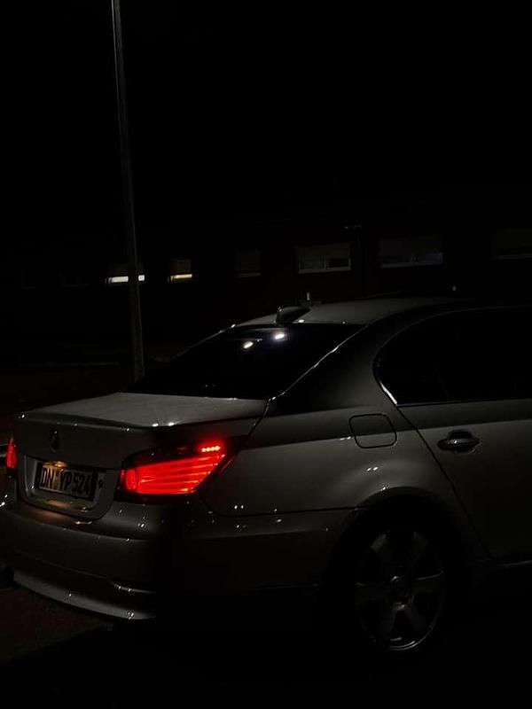 Gebraucht BMW 523 190 PS (139 kW) 2007 Limousine