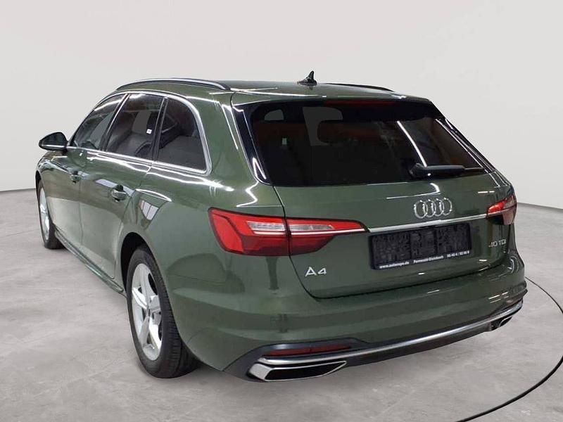 Gebraucht Audi A4 Advanced 204 PS (150 kW) 2024 Grün Kombi