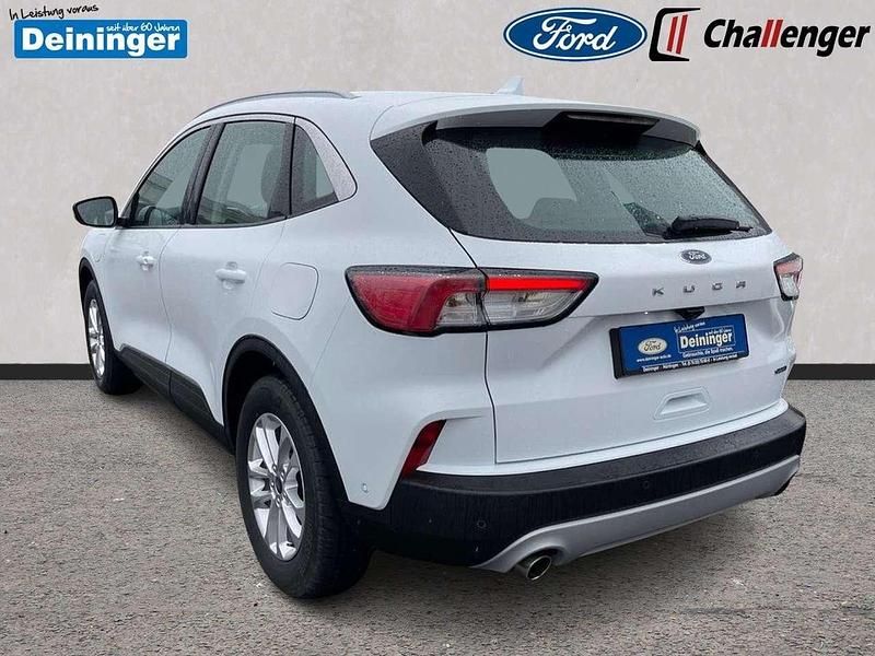 Gebraucht Ford Kuga Titanium 224 PS (164 kW) 2021 Frostweiß SUV