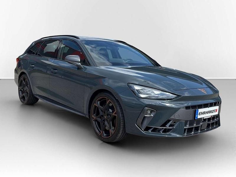 Neu Cupra Leon VZ 333 PS (244 kW) 2026 Fjord blau Kombi