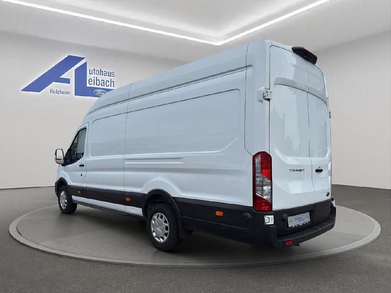 Gebraucht Ford Transit Trend 131 PS (96 kW) 2024 Frostweiß Van