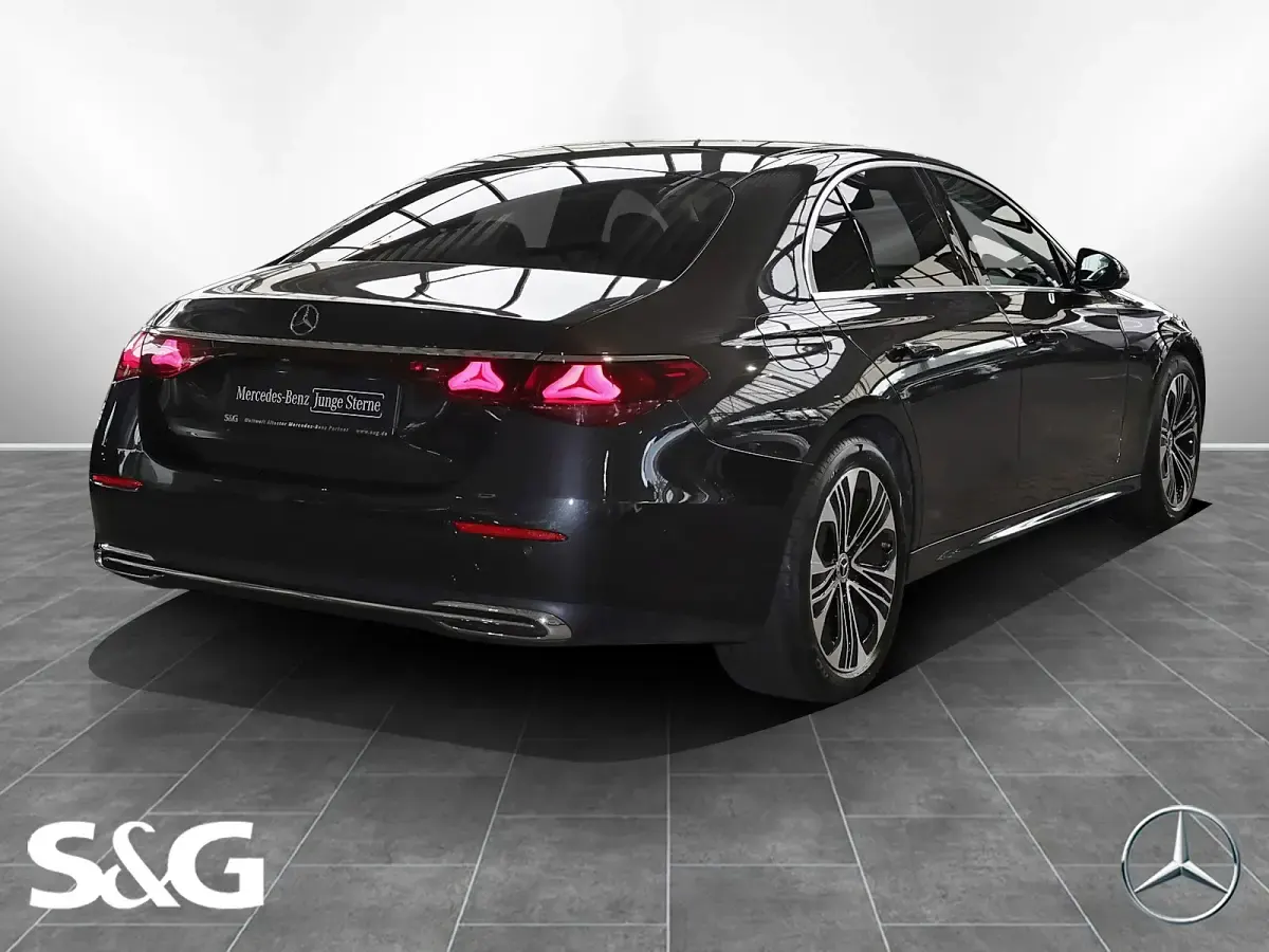 Gebraucht Mercedes E200 Avantgarde 204 PS (150 kW) 2025 Graphitgrau metallic Limousine