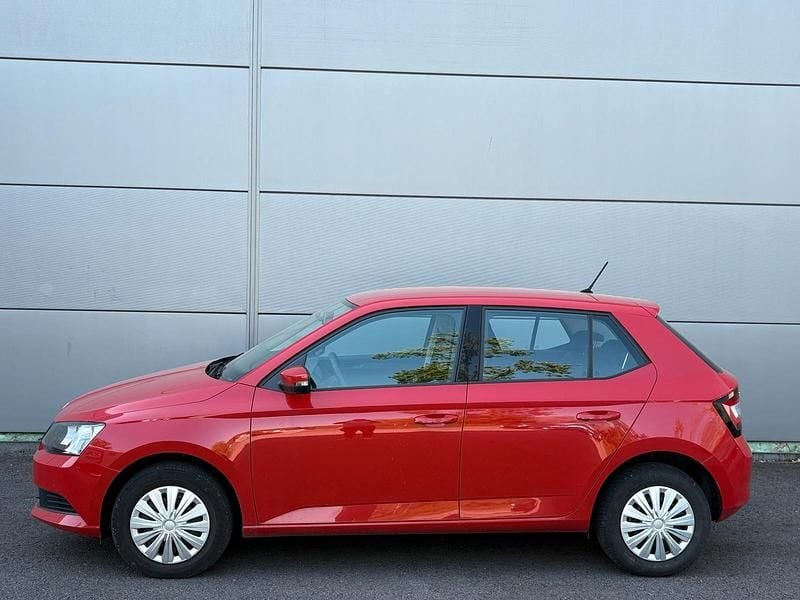 Gebraucht Skoda Fabia 60 PS (44 kW) 2017 Rot Limousine