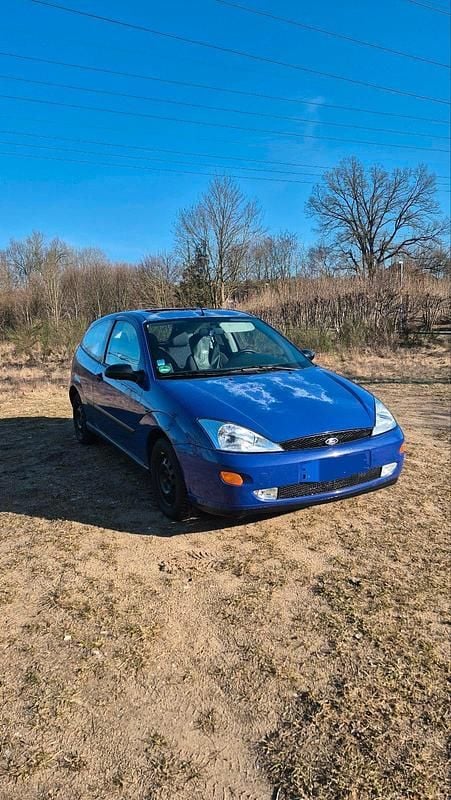 Second-hand Ford Focus 75 CP (55 kW) 1999 Hatchback