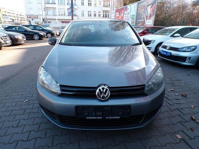 Gebraucht VW Golf VI Trendline 86 PS (63 kW) 2011 Grau Kleinwagen