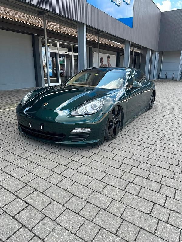Gebraucht Porsche Panamera 4S 400 PS (294 kW) 2009 Grün Limousine