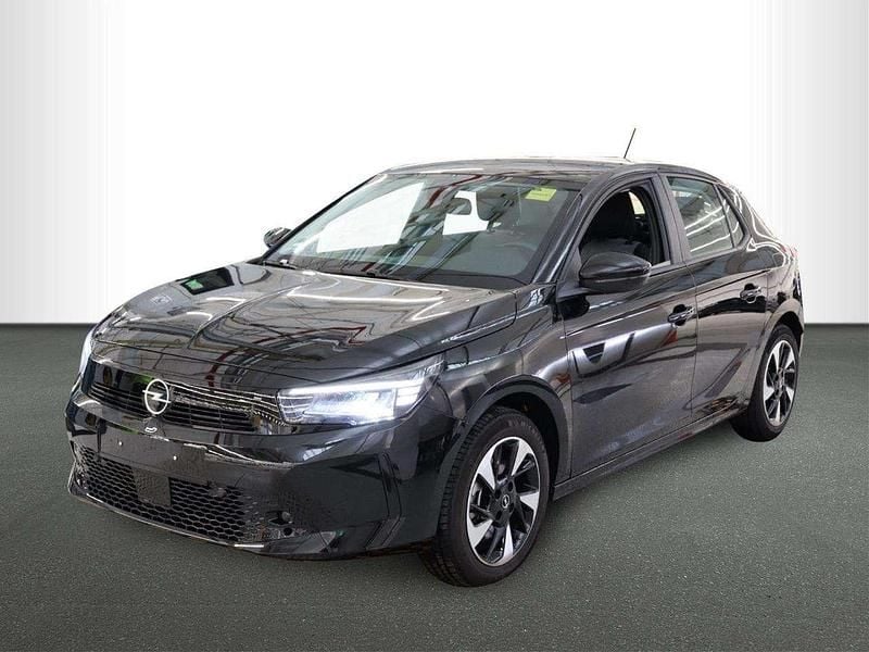 Lackierung schwarz perla nera/ Gebraucht 2024 Opel Corsa-e Edition Kleinwagen | 19.999 € (Fairer Preis) - Bild 1/4